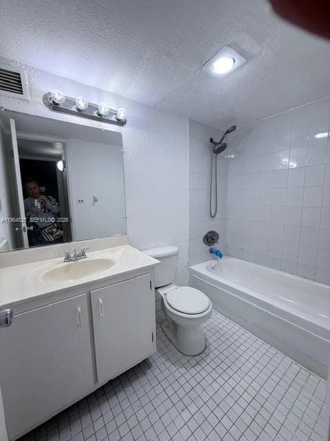 4550 NW 9th St # 812E, Miami FL 33126 — 2