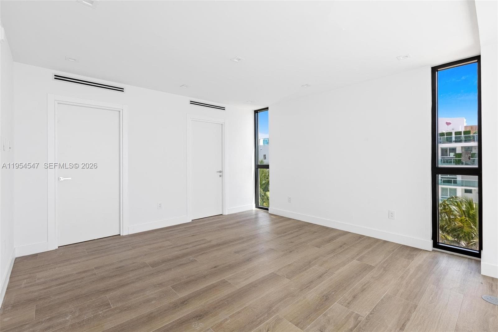 1930 Bay Dr Second Level Un # 1, Miami Beach FL 33141 — 12