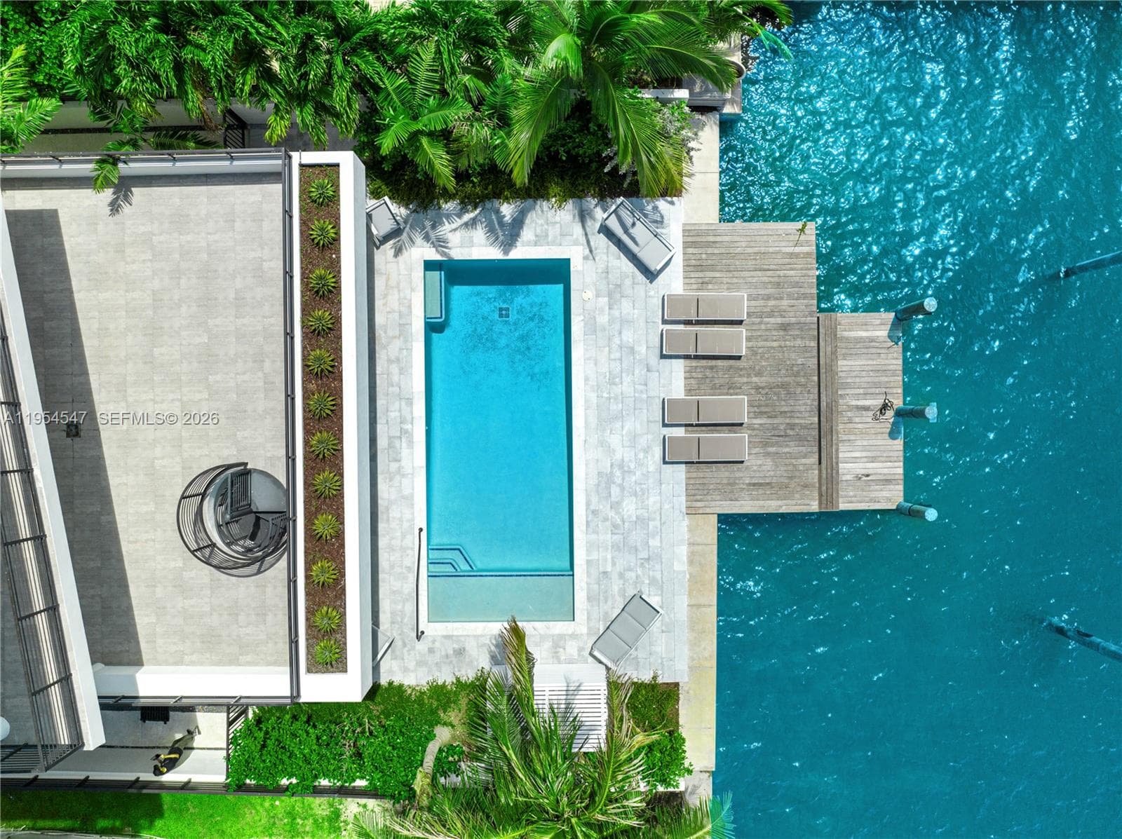 1930 Bay Dr Second Level Un # 1, Miami Beach FL 33141 — 8