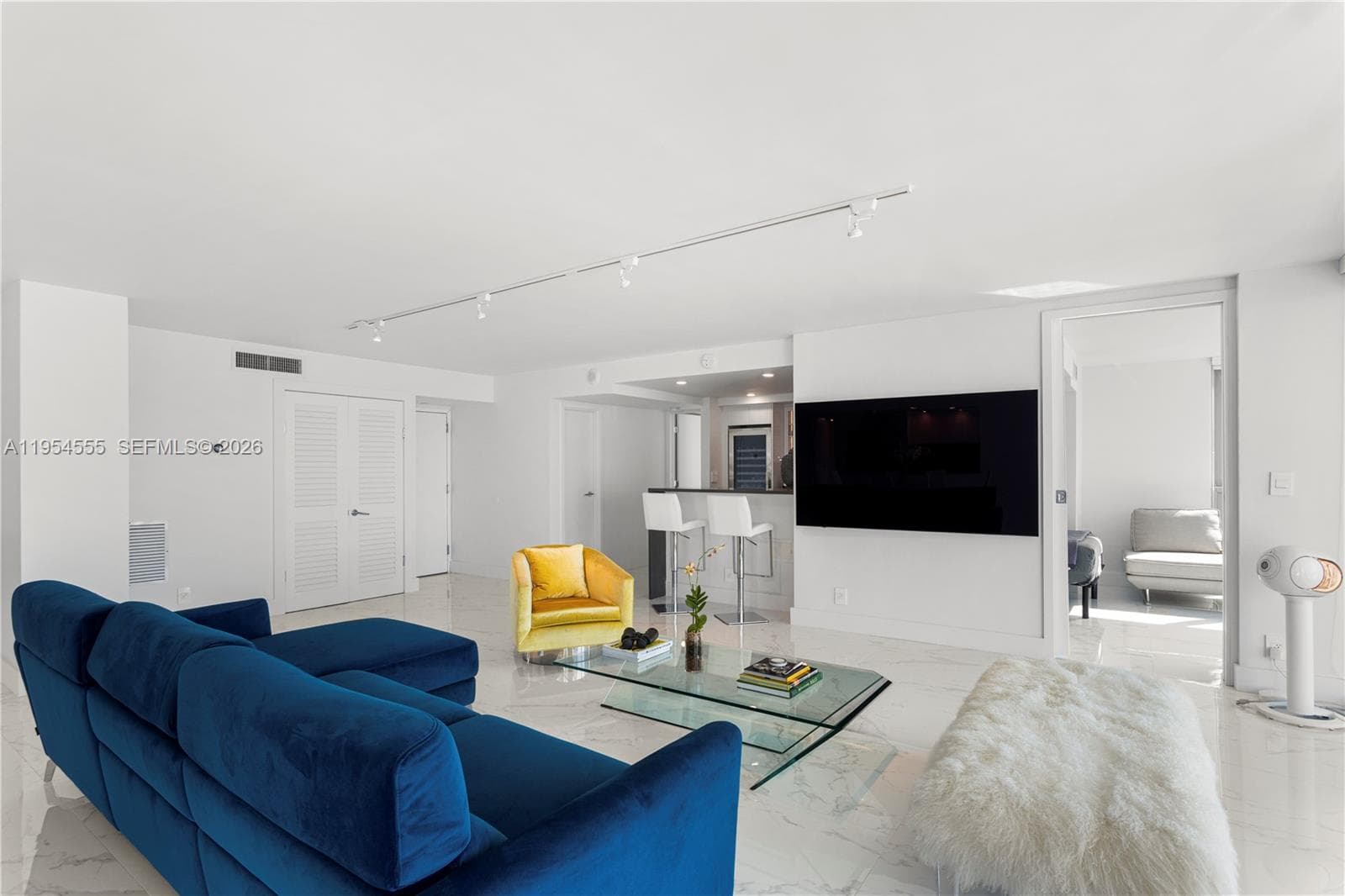 2655 Collins Ave, Miami Beach FL 33140 — 6