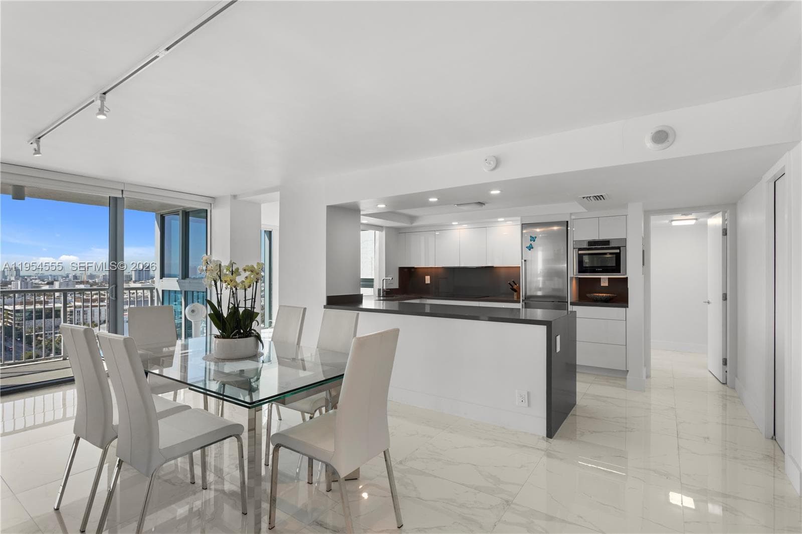 2655 Collins Ave, Miami Beach FL 33140 — 13