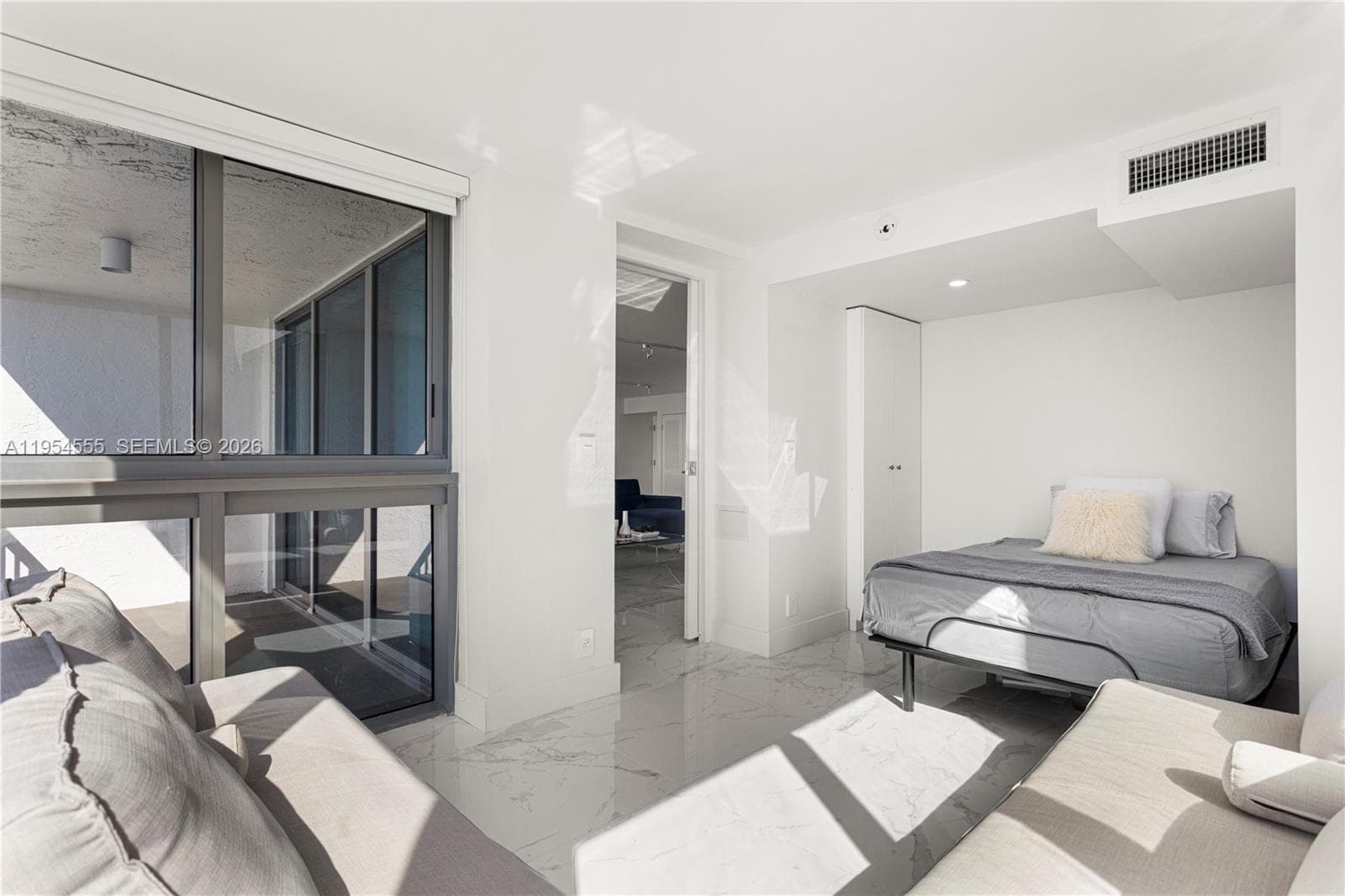 2655 Collins Ave, Miami Beach FL 33140 — 21