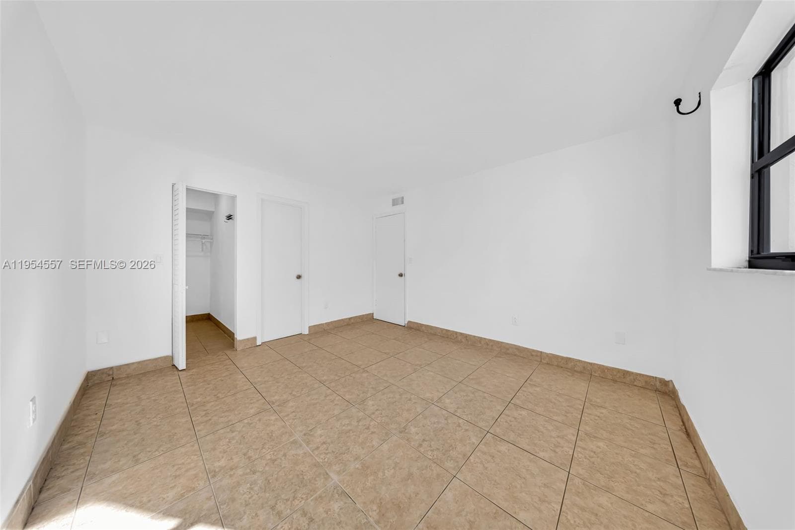 8145 NW 7th St # 111, Miami FL 33126 — 17