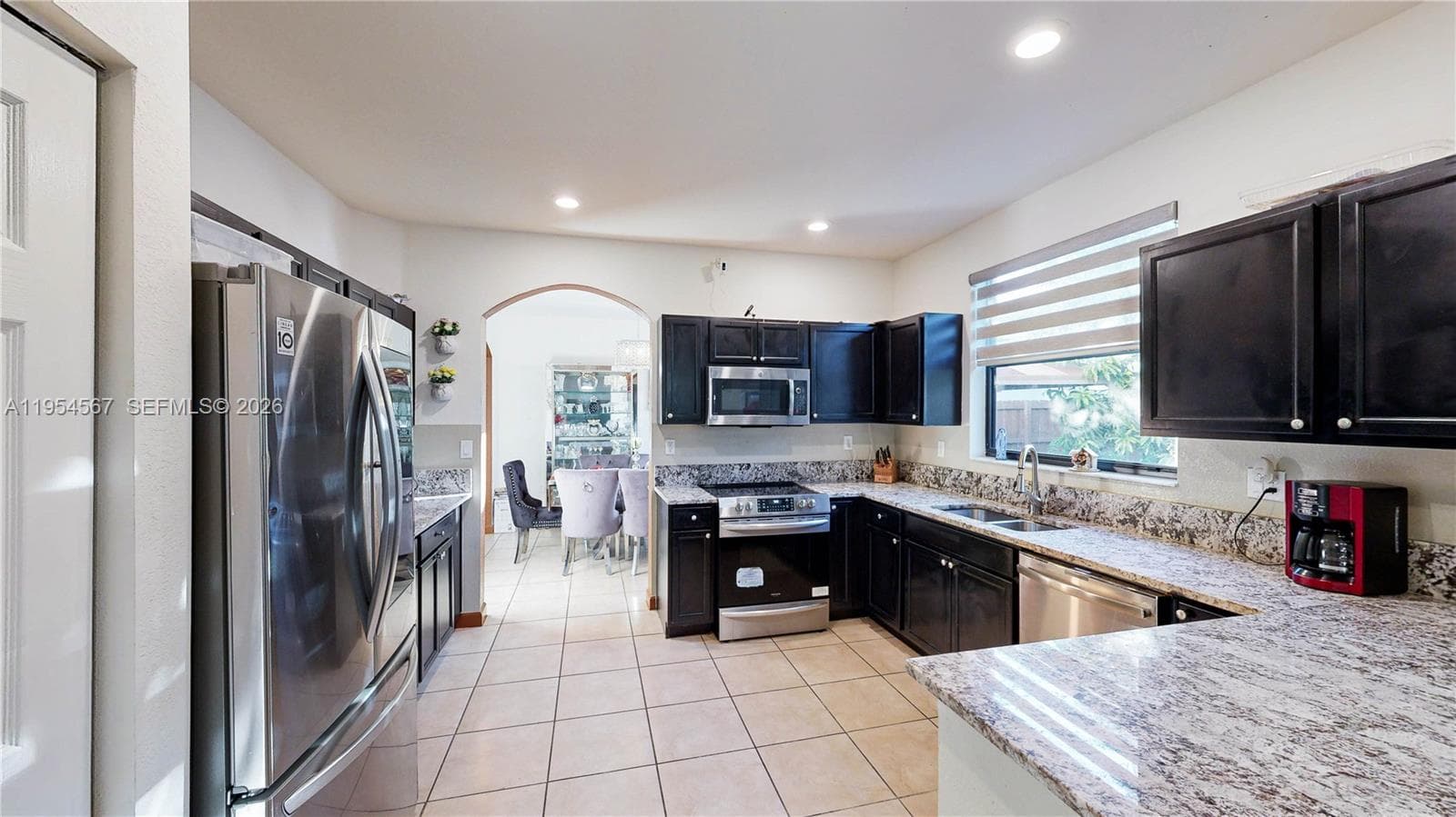 174 SE 35th Ave, Homestead FL 33033 — 17