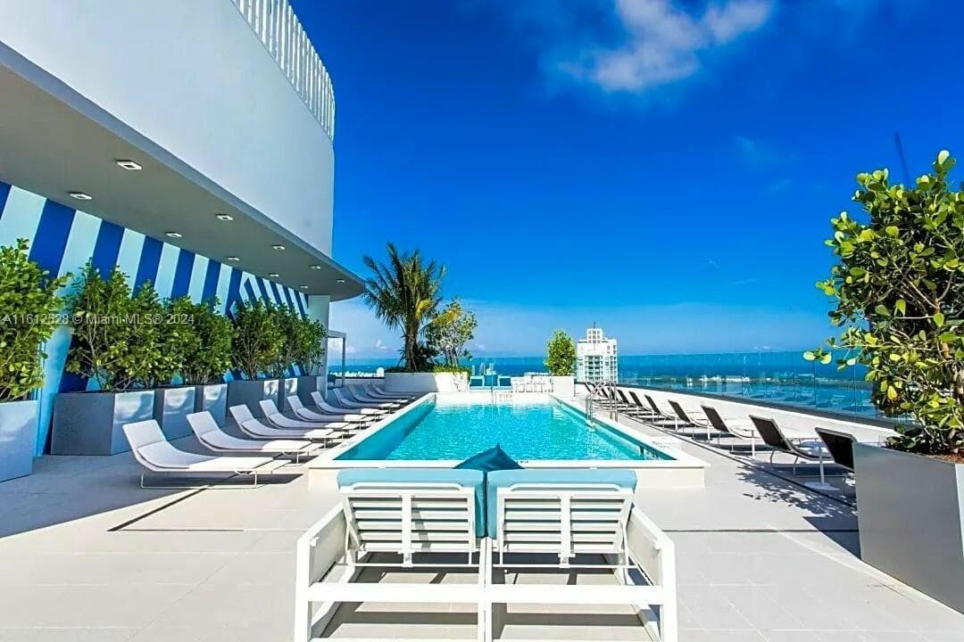 55 SW 9th Street # 3209, Miami FL 33130 — 18