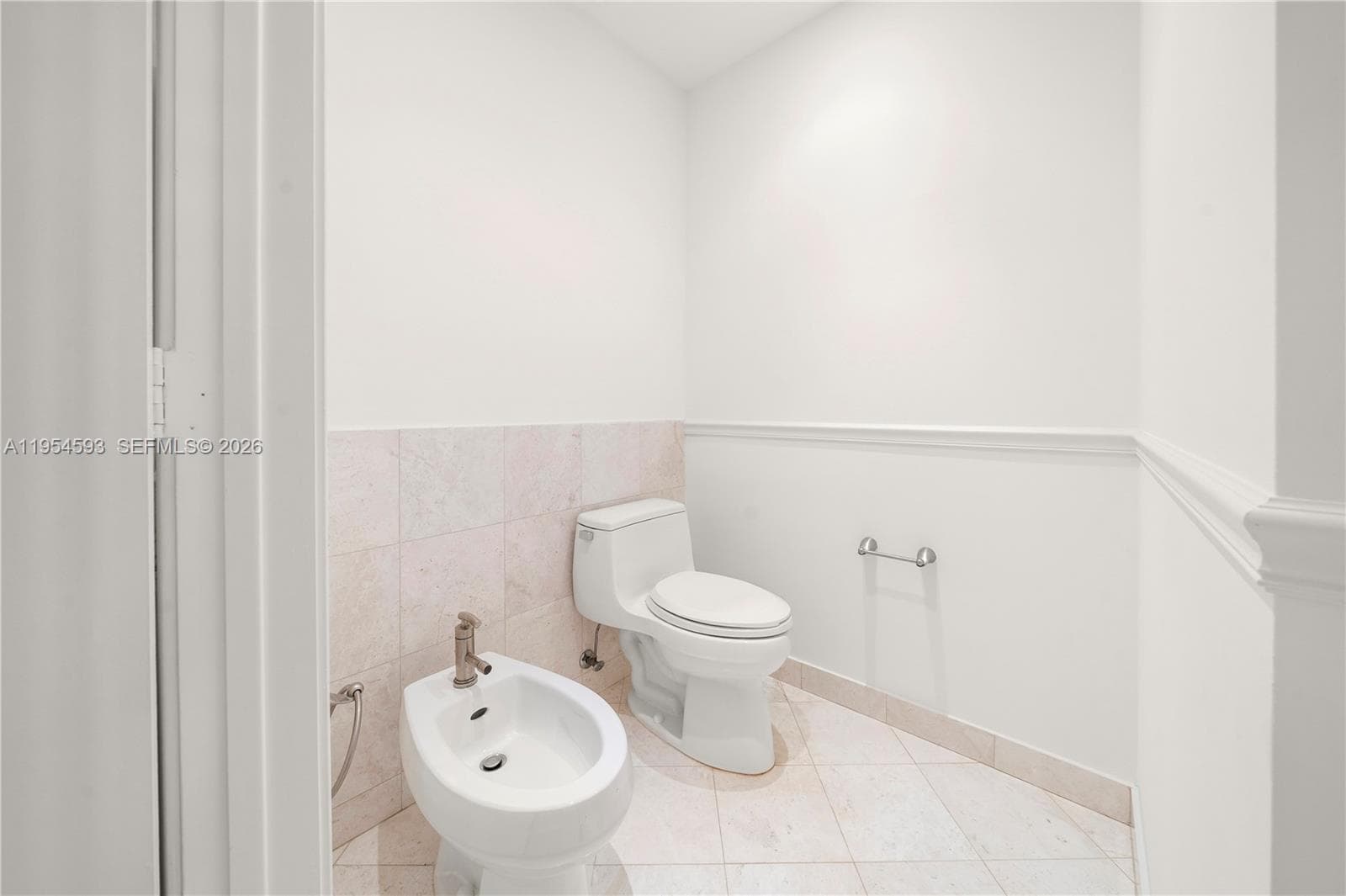 901 Brickell Key Blvd # 3706, Miami FL 33131 — 17