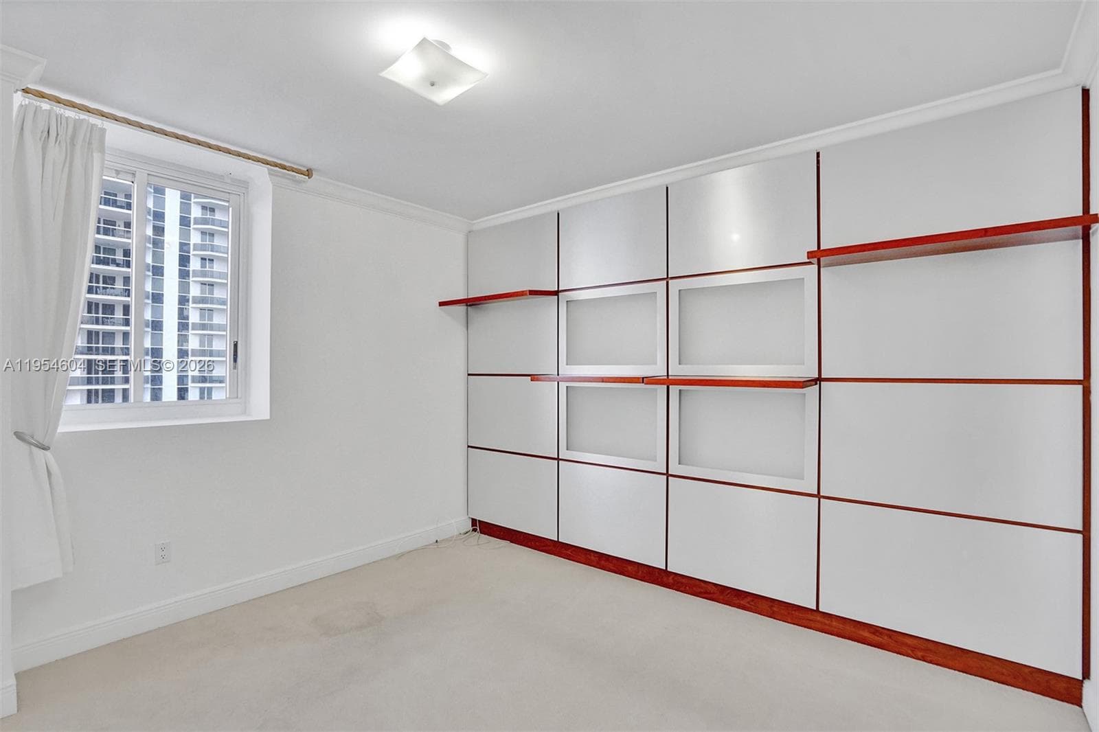 4775 Collins Ave # 3007, Miami Beach FL 33140 — 36