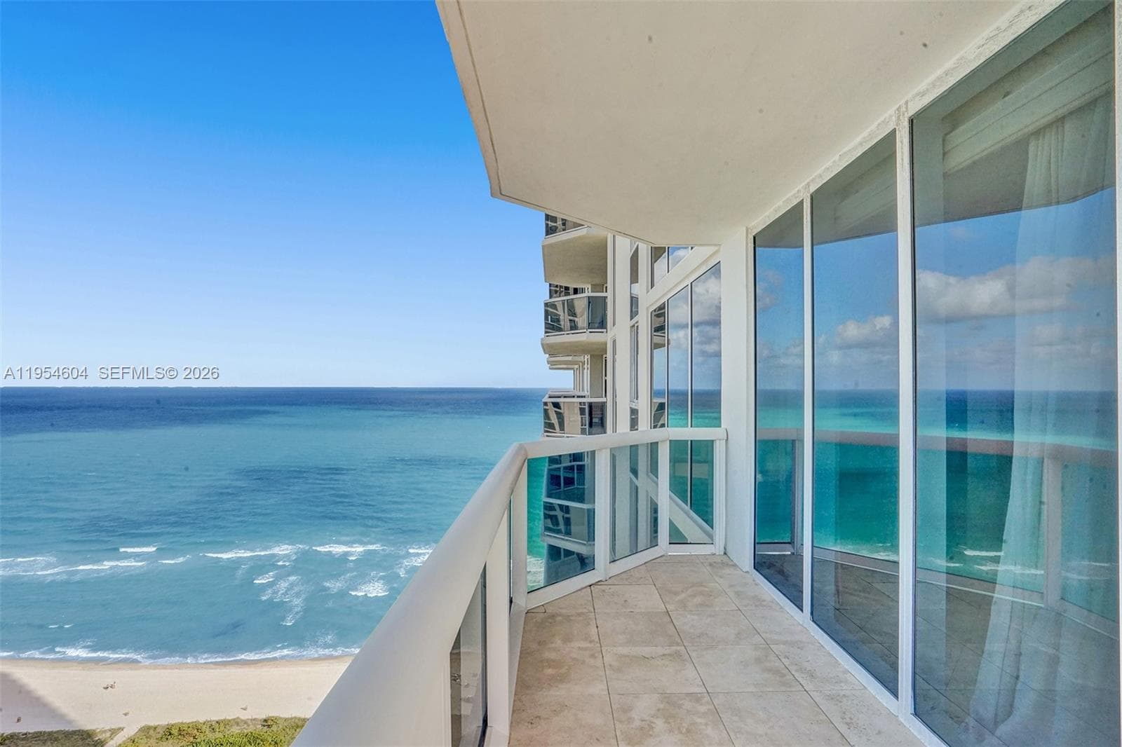 4775 Collins Ave # 3007, Miami Beach FL 33140 — 5