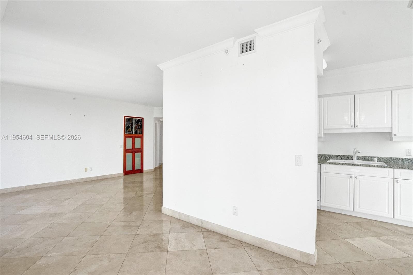 4775 Collins Ave # 3007, Miami Beach FL 33140 — 24