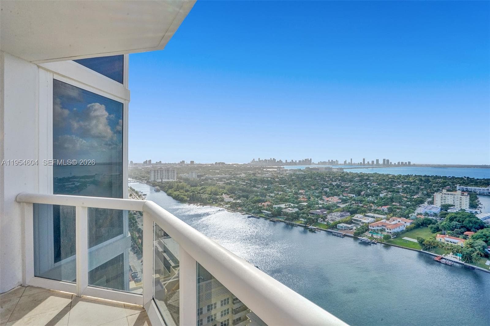4775 Collins Ave # 3007, Miami Beach FL 33140 — 10