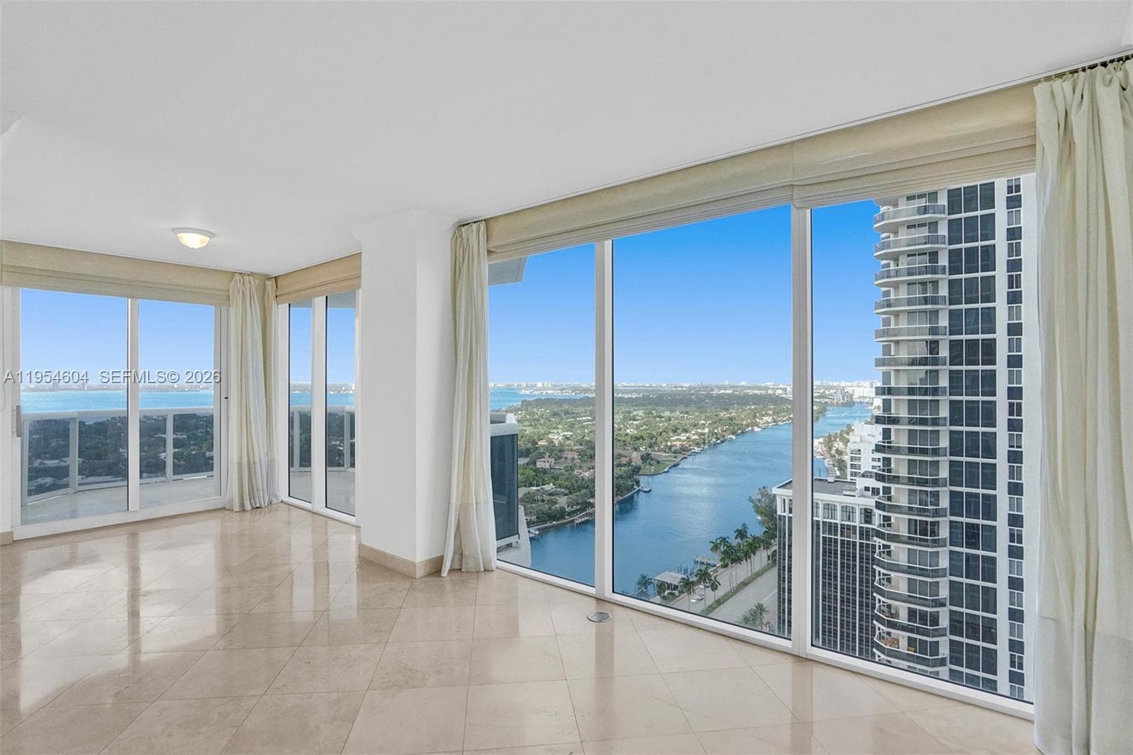 4775 Collins Ave # 3007, Miami Beach FL 33140 — 18