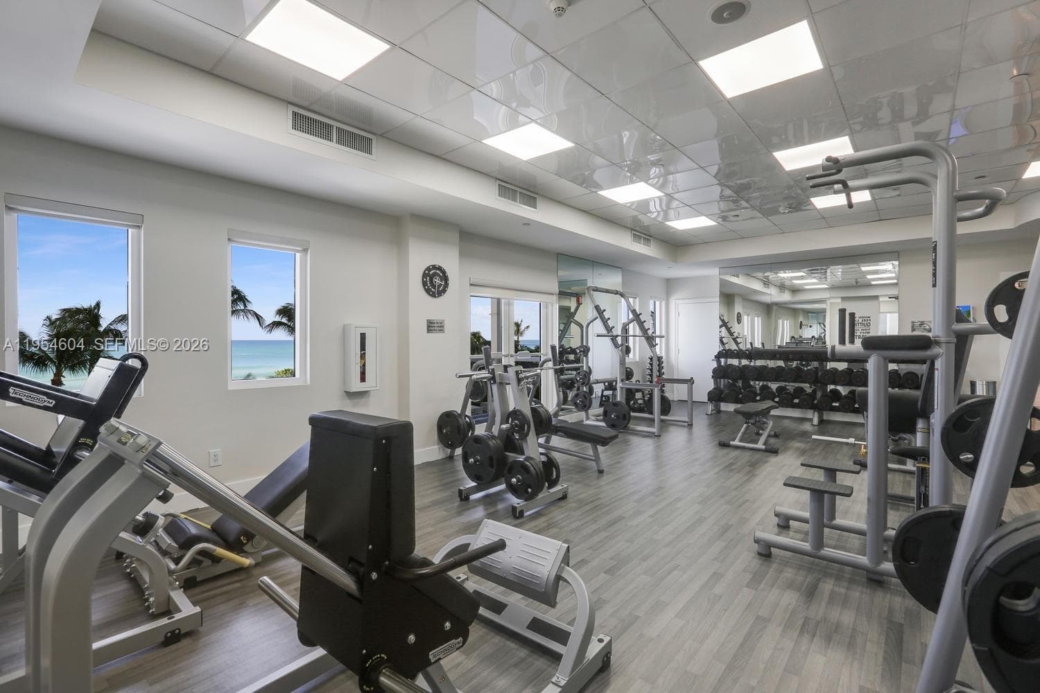 4775 Collins Ave # 3007, Miami Beach FL 33140 — 51