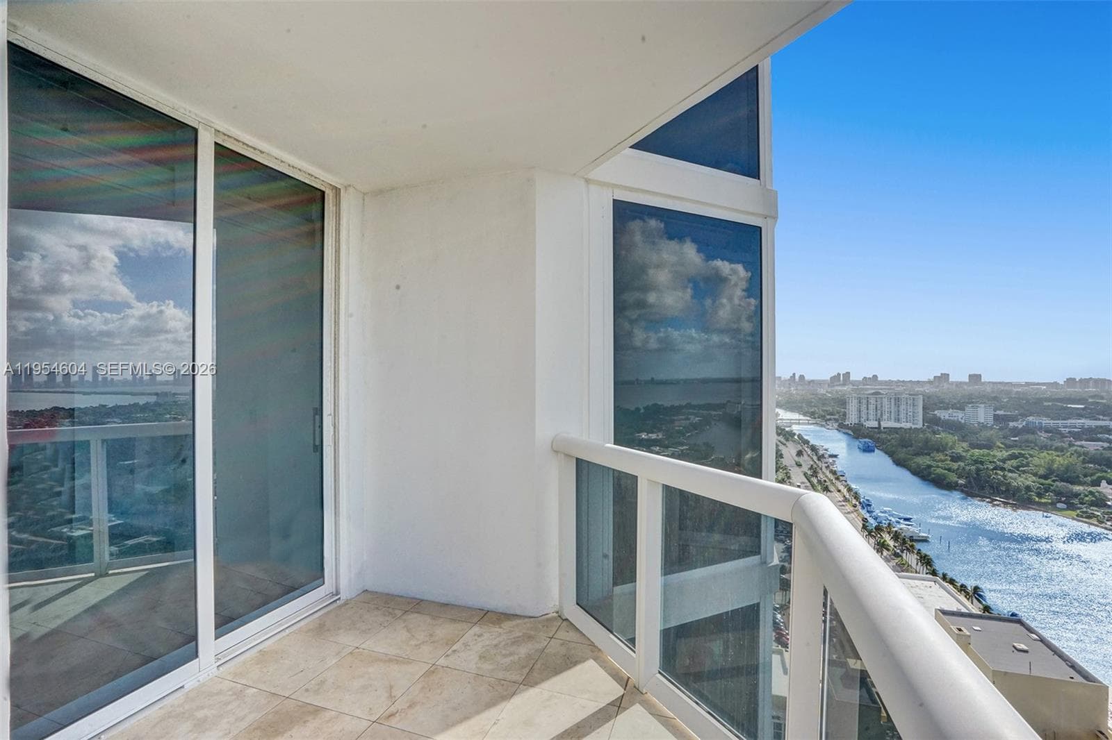 4775 Collins Ave # 3007, Miami Beach FL 33140 — 15