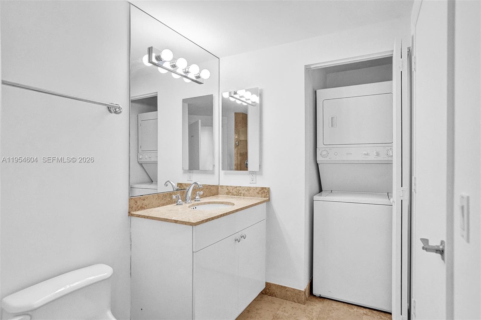 4775 Collins Ave # 3007, Miami Beach FL 33140 — 39