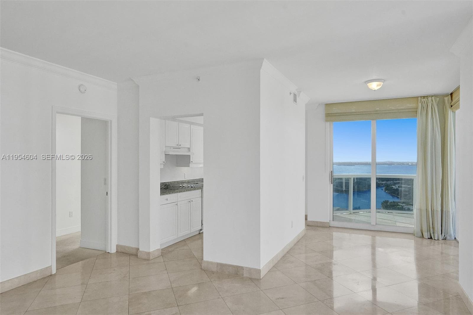 4775 Collins Ave # 3007, Miami Beach FL 33140 — 21