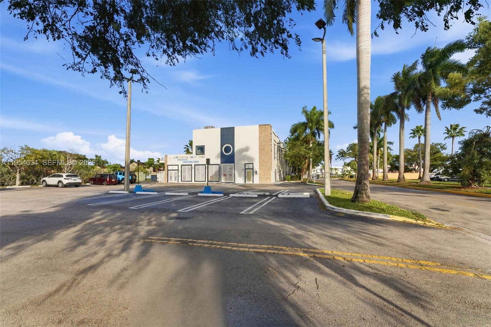 6545 NW 169th St, Hialeah FL 33015 — 7