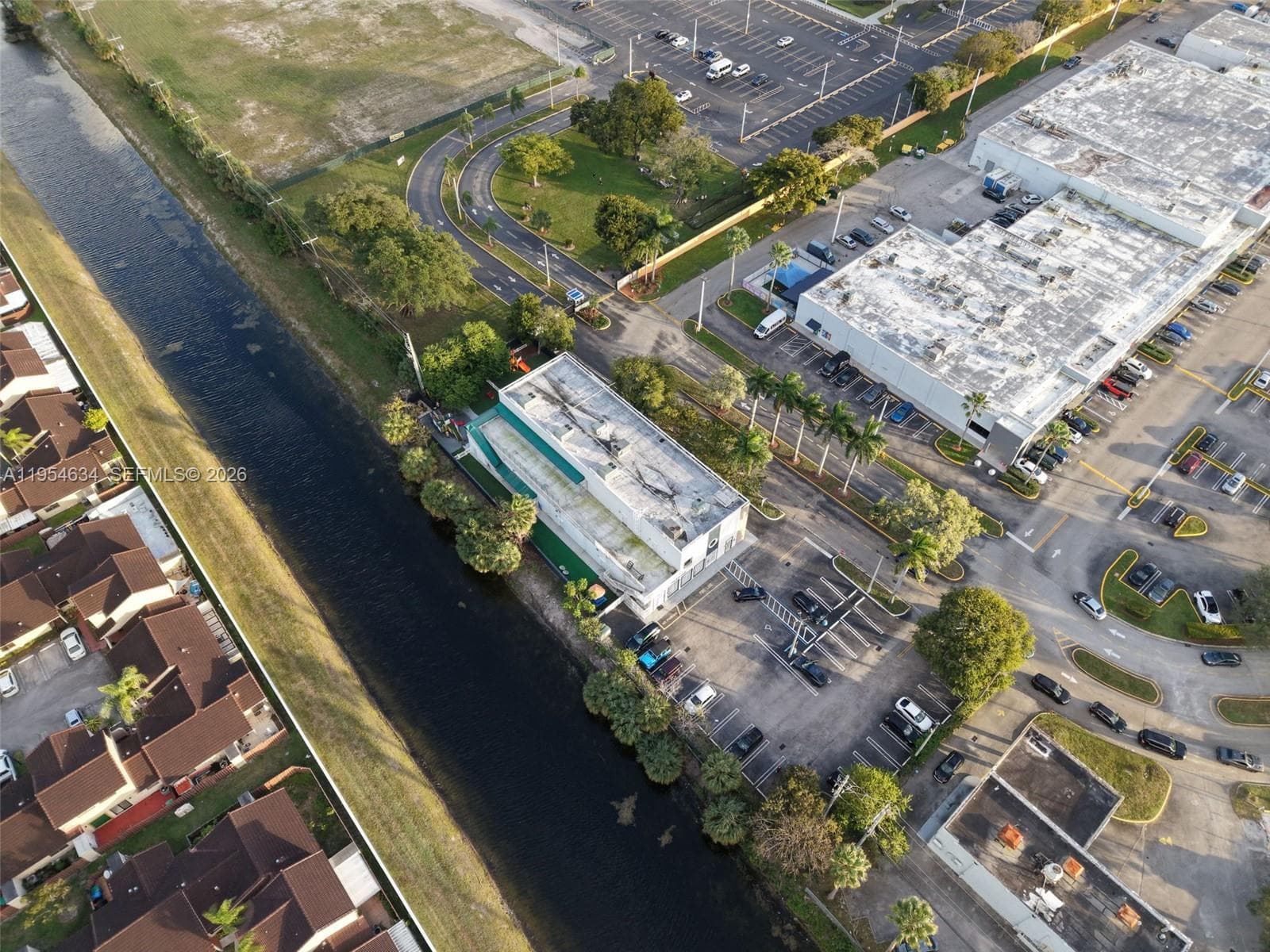 6545 NW 169th St, Hialeah FL 33015 — 81