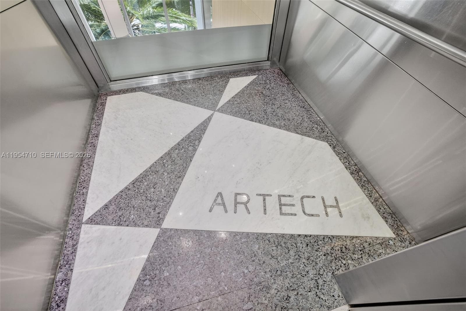 2950 NE 188th St # 302, Aventura FL 33180 — 71