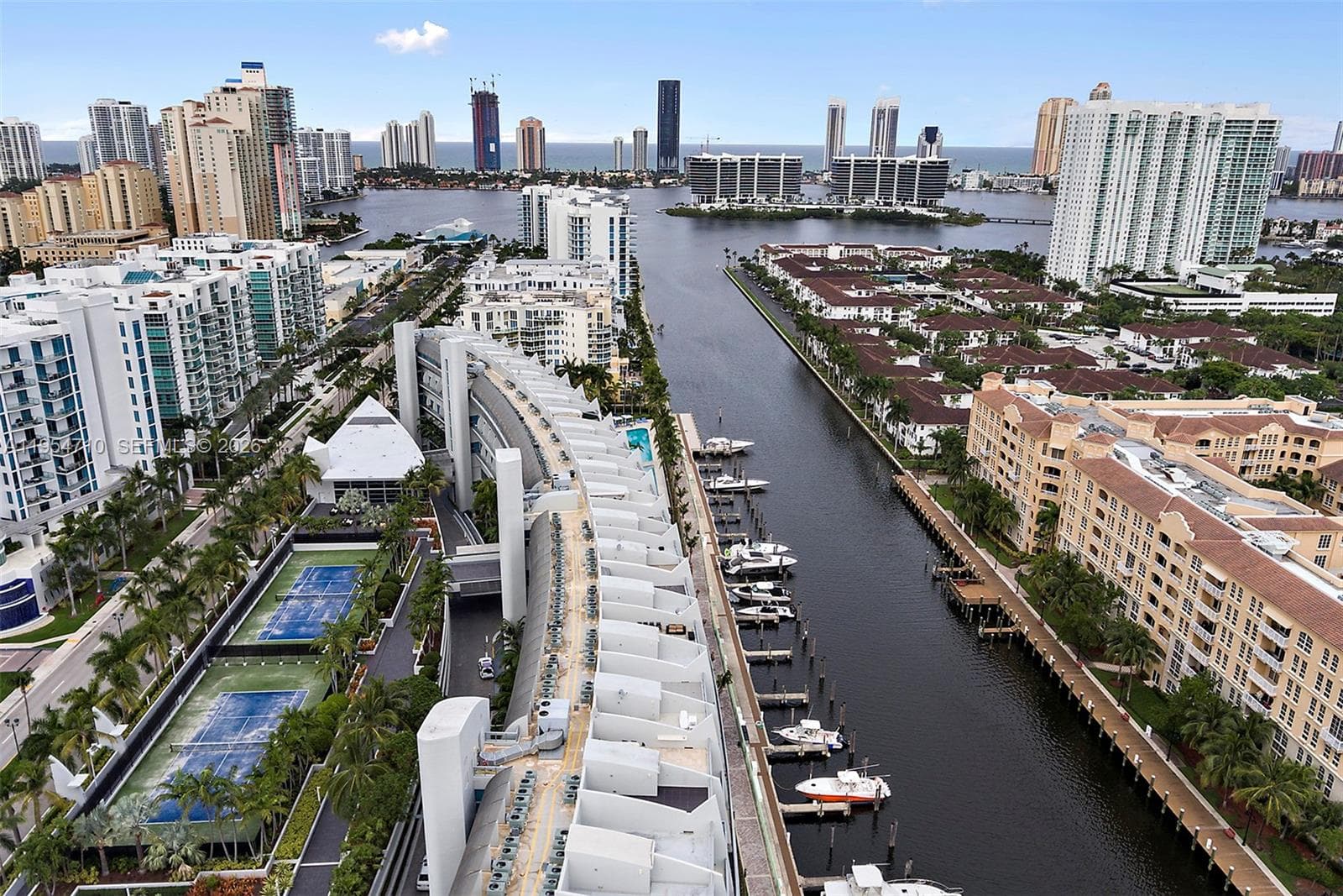 2950 NE 188th St # 302, Aventura FL 33180 — 78