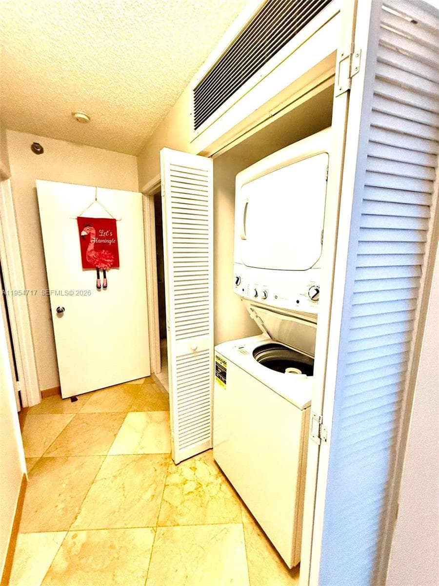 3400 NE 192nd St # 710, Aventura FL 33180 — 25