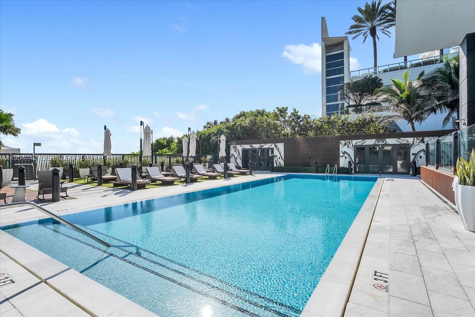 17141 Collins Ave # 2902, Sunny Isles Beach FL 33160 — 2