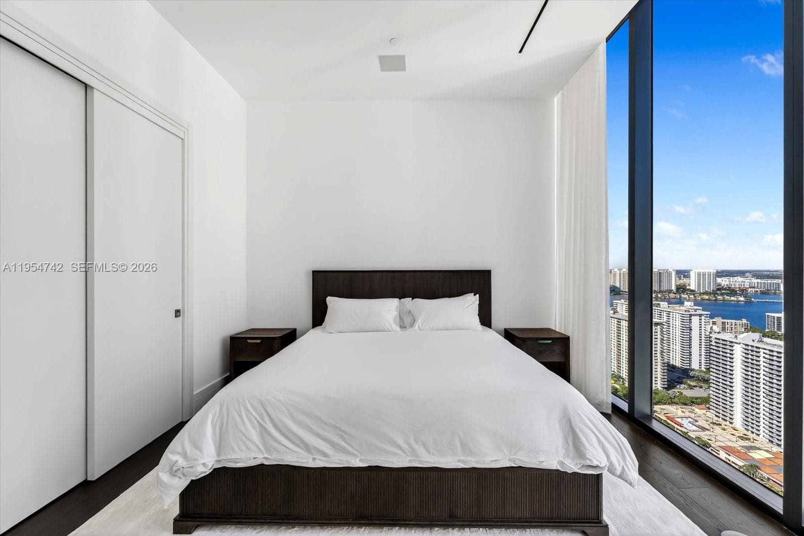 17141 Collins Ave # 2902, Sunny Isles Beach FL 33160 — 20