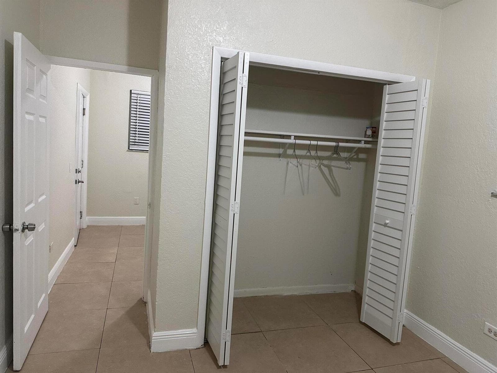 225 NW 125th Street, North Miami FL 33168 — 4