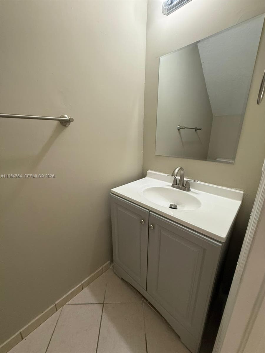 9353 SW 227th St # 21, Cutler Bay FL 33190 — 8