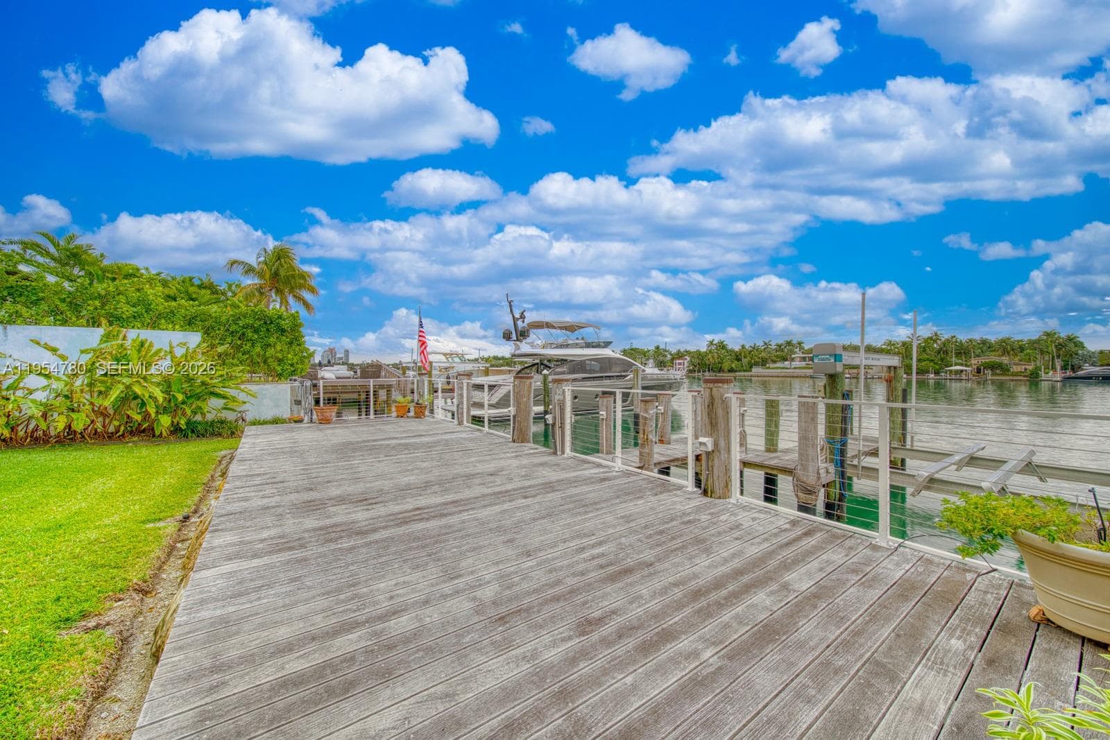 170 S Hibiscus Dr, Miami Beach FL 33139 — 47