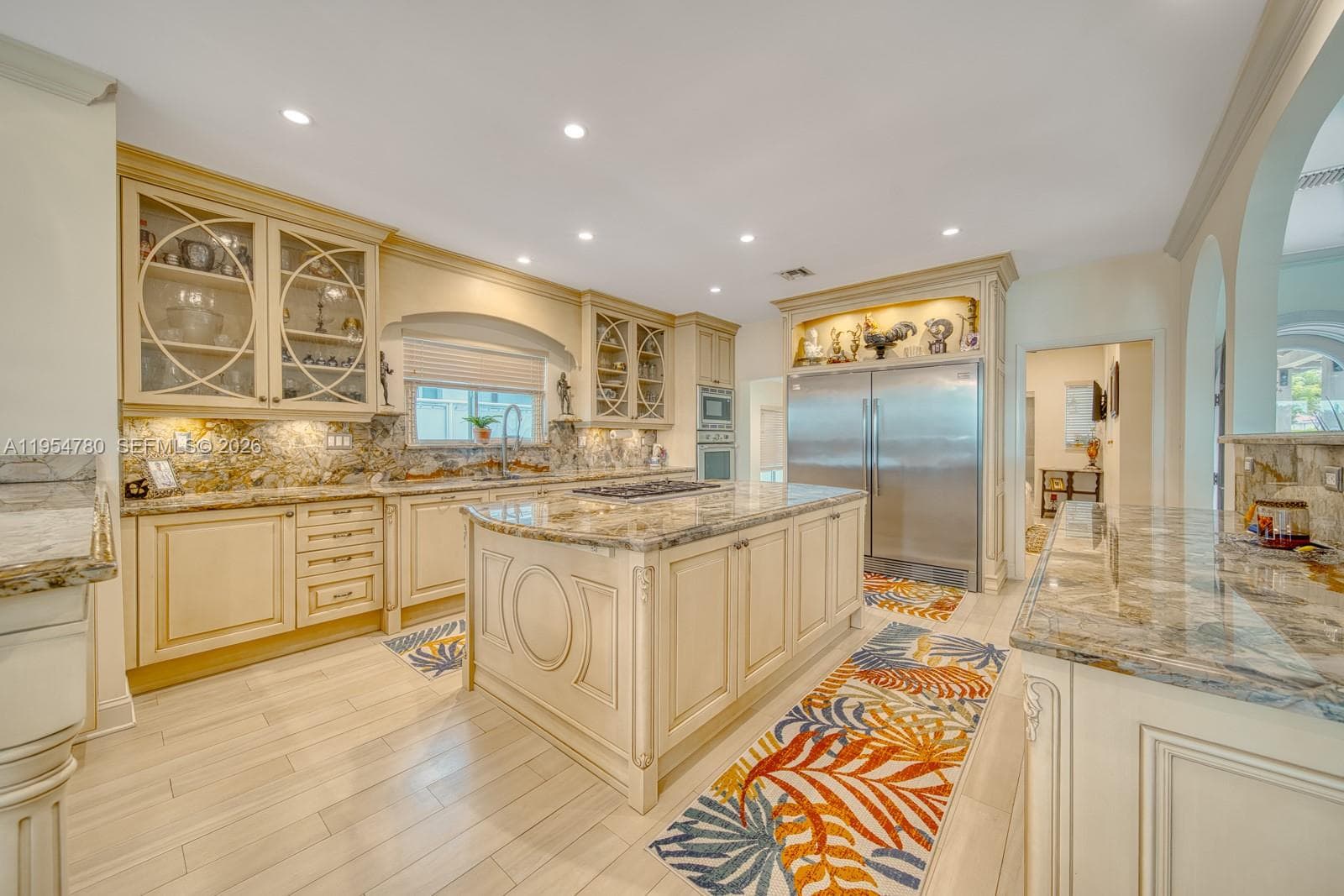 170 S Hibiscus Dr, Miami Beach FL 33139 — 20