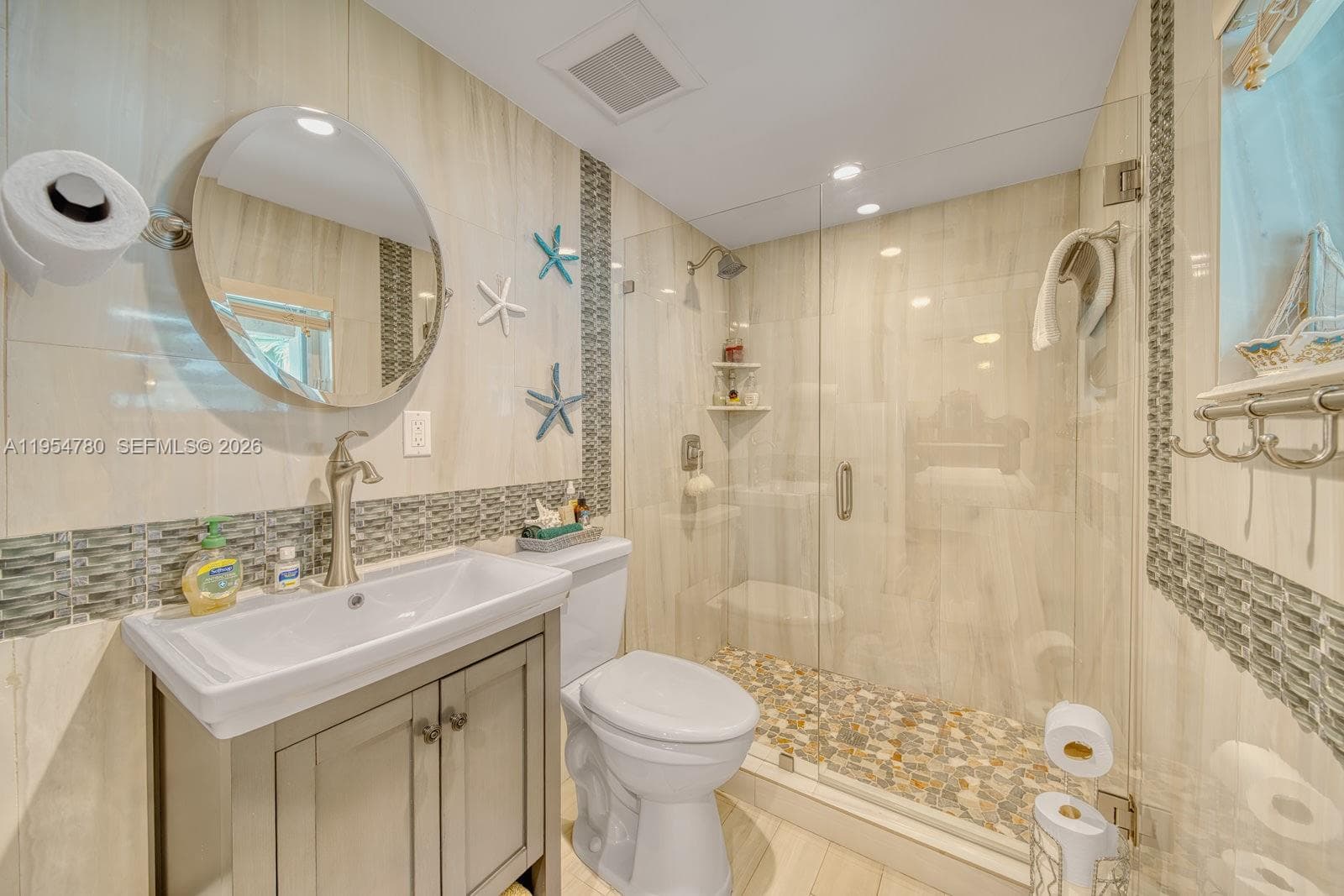 170 S Hibiscus Dr, Miami Beach FL 33139 — 33