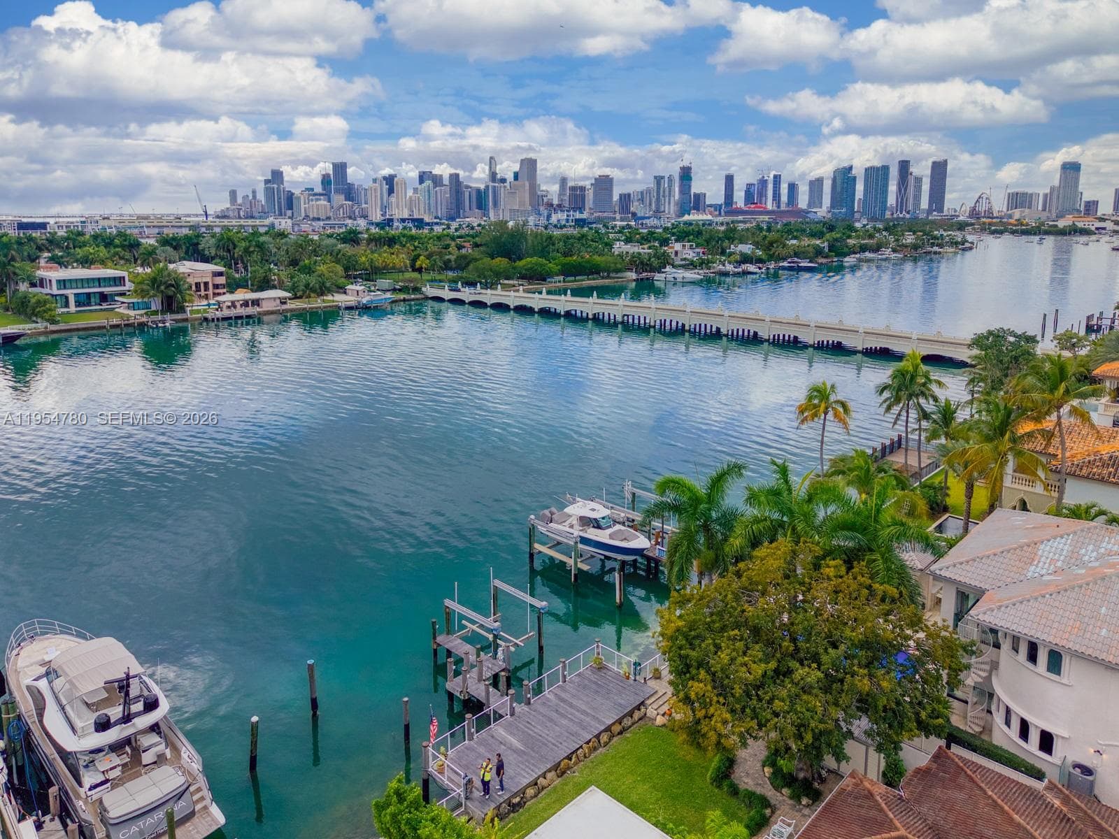 170 S Hibiscus Dr, Miami Beach FL 33139 — 48