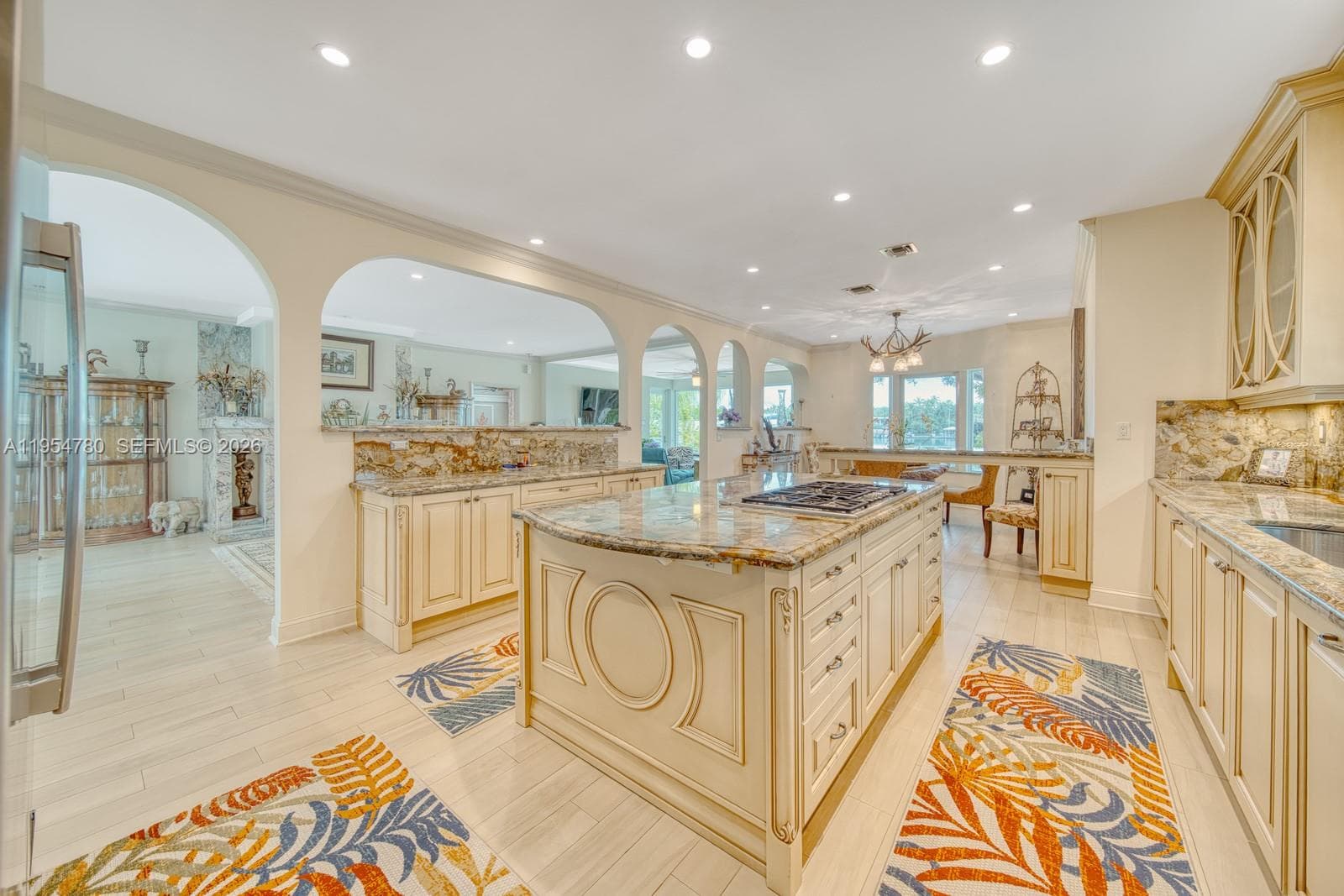170 S Hibiscus Dr, Miami Beach FL 33139 — 19