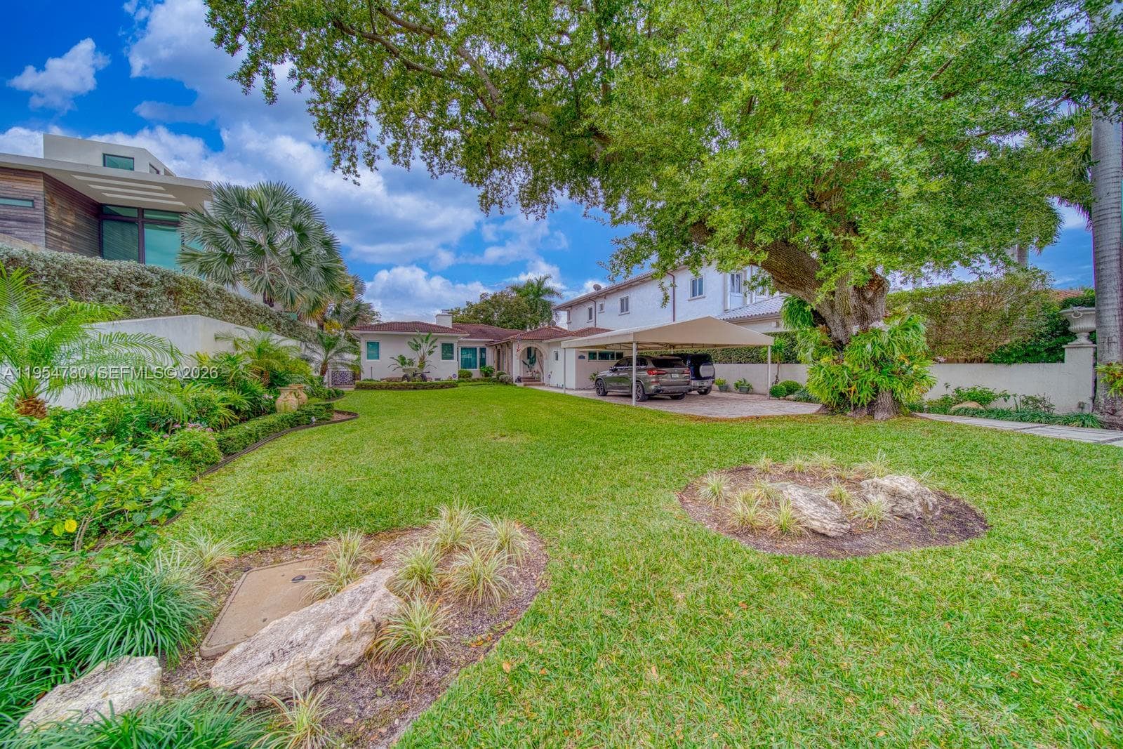 170 S Hibiscus Dr, Miami Beach FL 33139 — 8