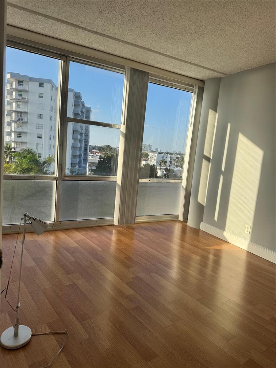 900 Bay Drive # 513, Miami Beach FL 33141 — 6