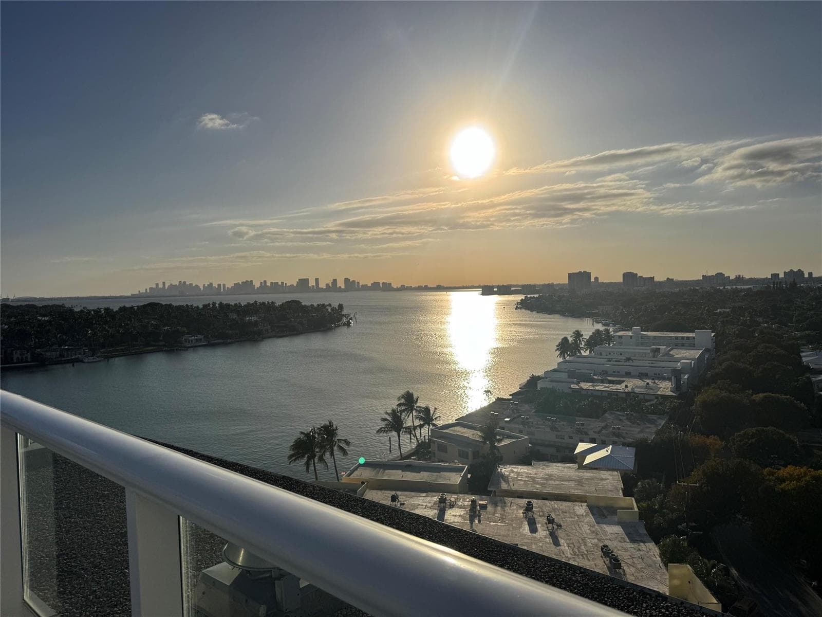 900 Bay Drive # 513, Miami Beach FL 33141 — 1