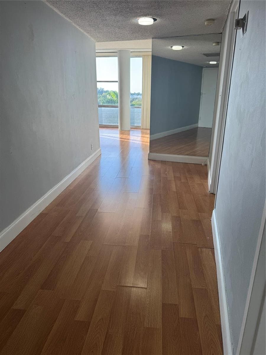 900 Bay Drive # 513, Miami Beach FL 33141 — 8