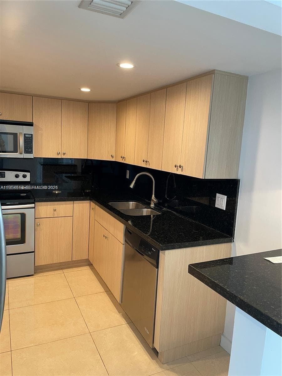 13155 Ixora Ct # 901, North Miami FL 33181 — 1