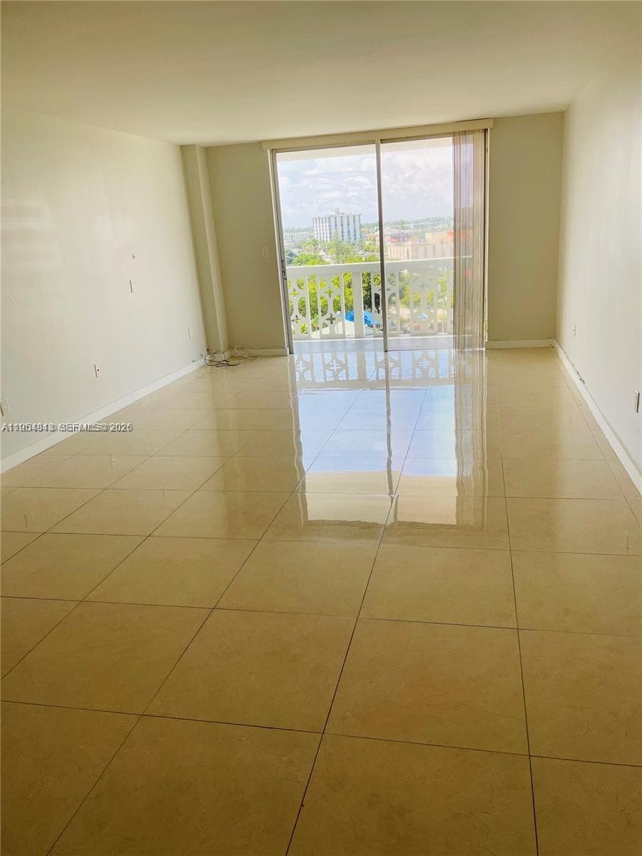 13155 Ixora Ct # 901, North Miami FL 33181 — 5