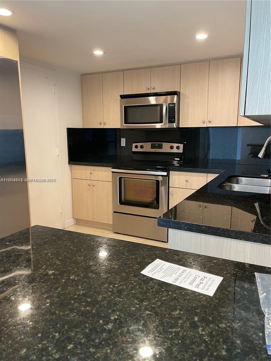 13155 Ixora Ct # 901, North Miami FL 33181 — 4
