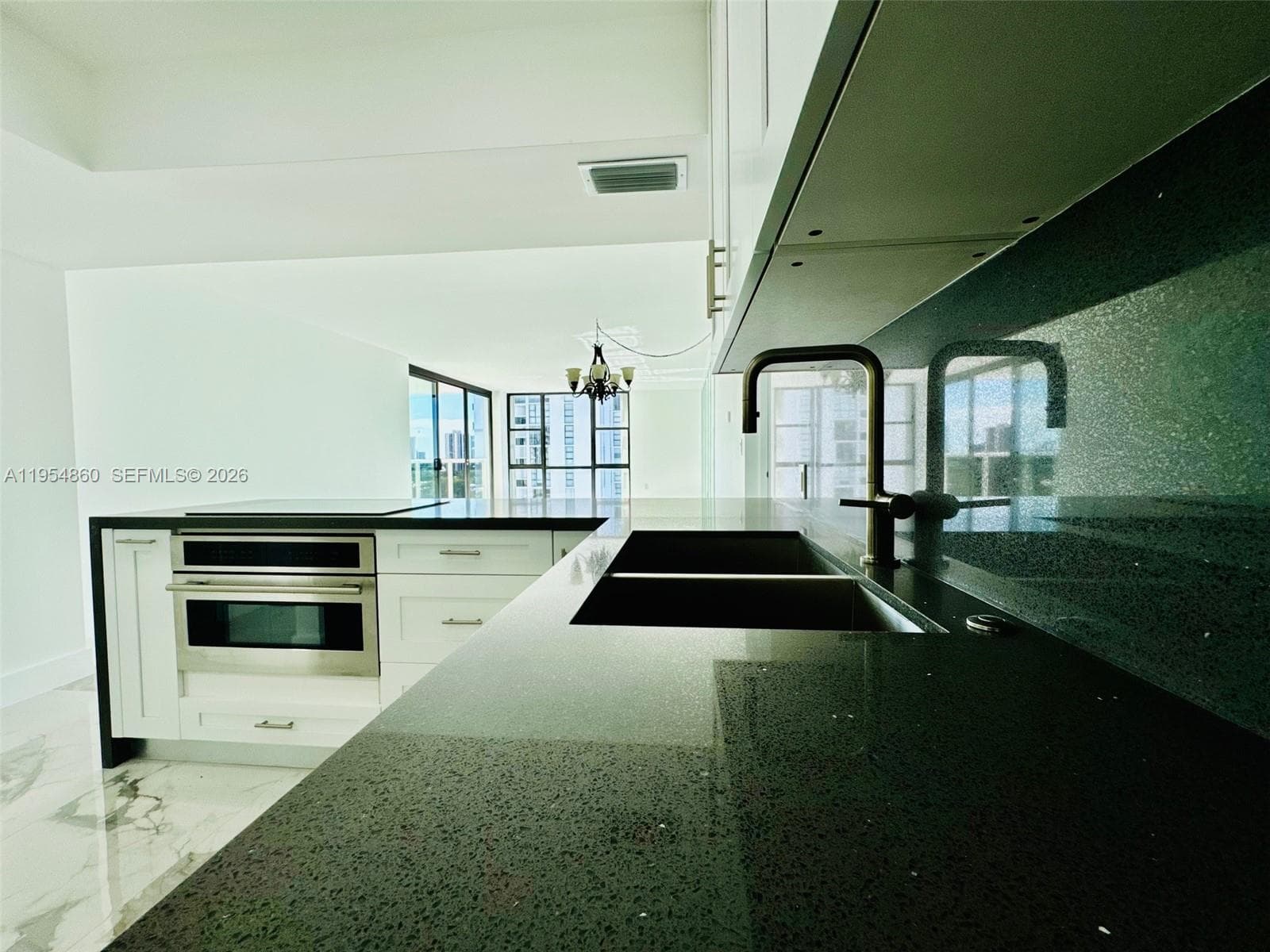 3675 N Country Club Dr # 1209, Aventura FL 33180 — 14