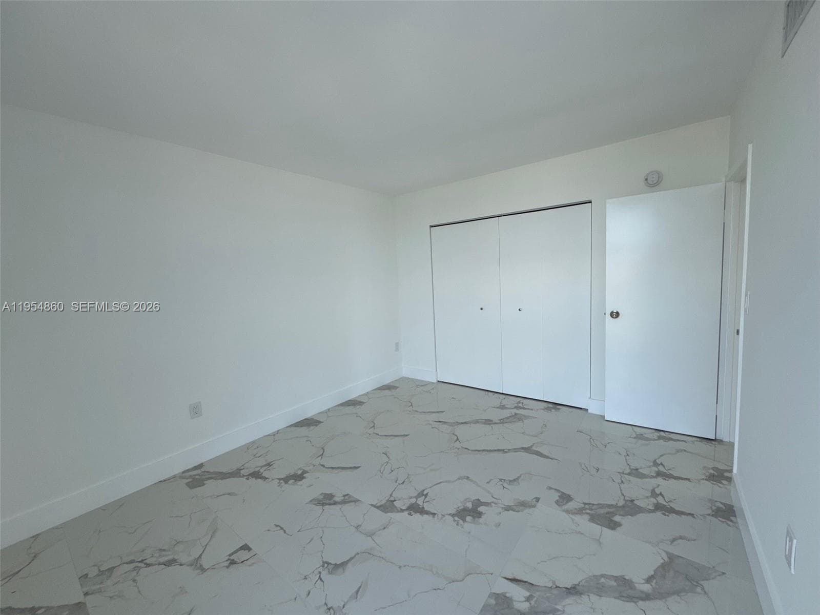 3675 N Country Club Dr # 1209, Aventura FL 33180 — 29