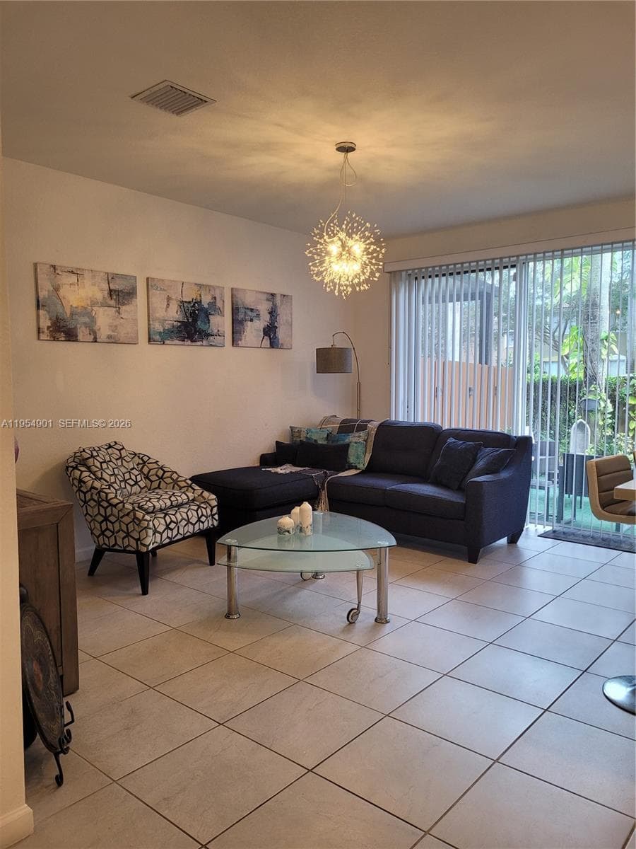 1015 SE 24th Ter # 1015, Homestead FL 33035 — 11