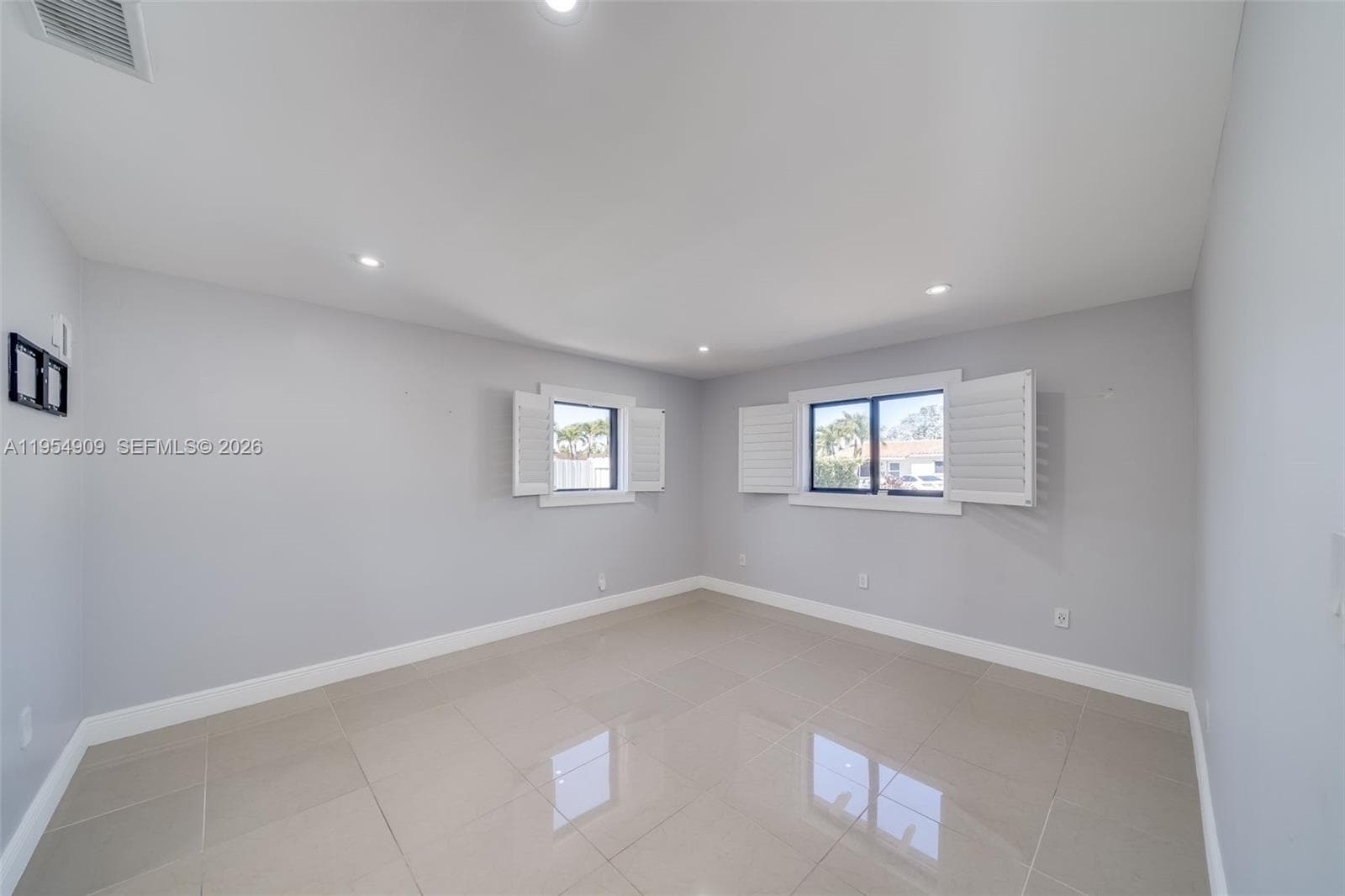 11800 SW 35th St, Miami FL 33175 — 36