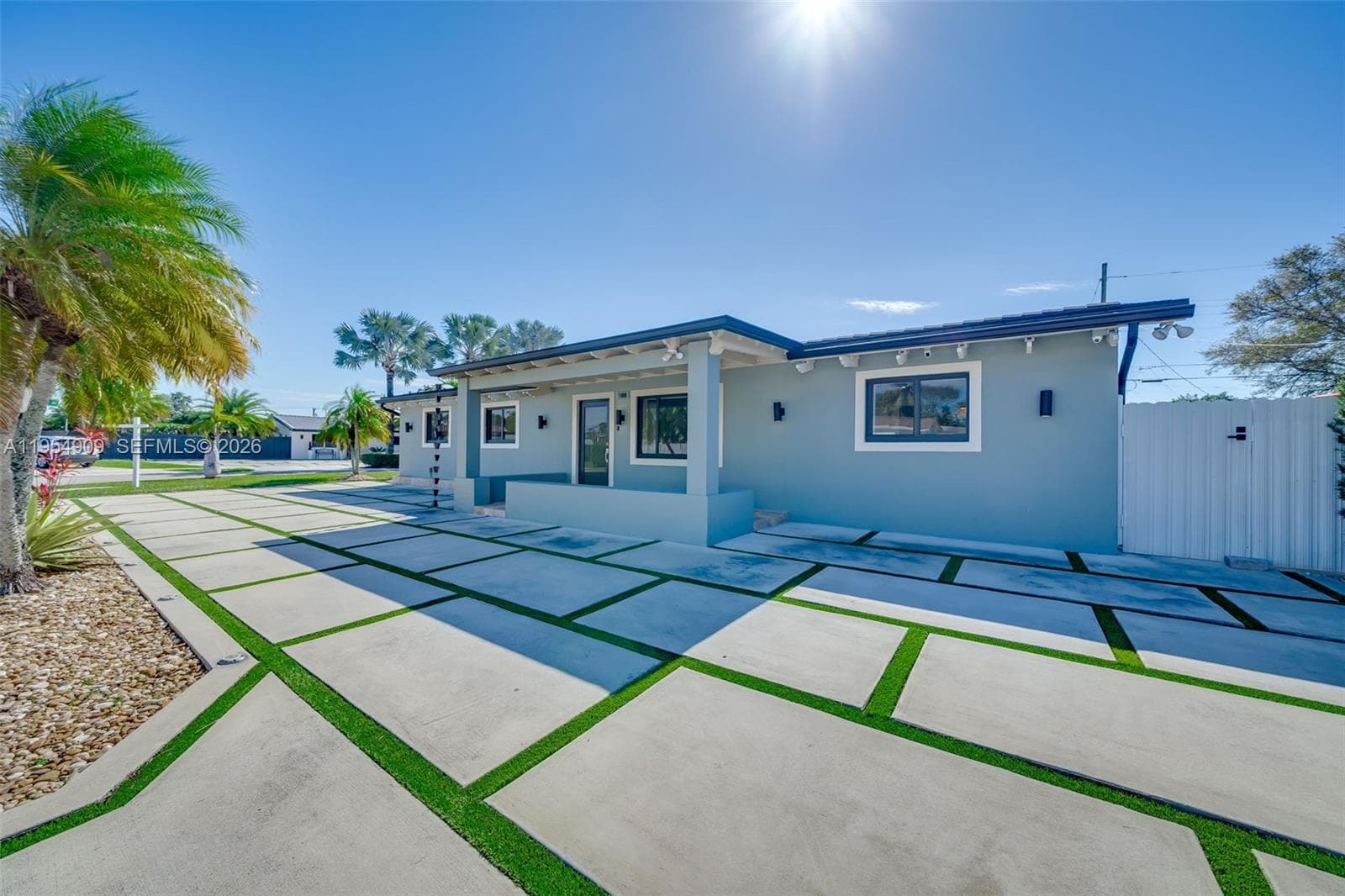 11800 SW 35th St, Miami FL 33175 — 1