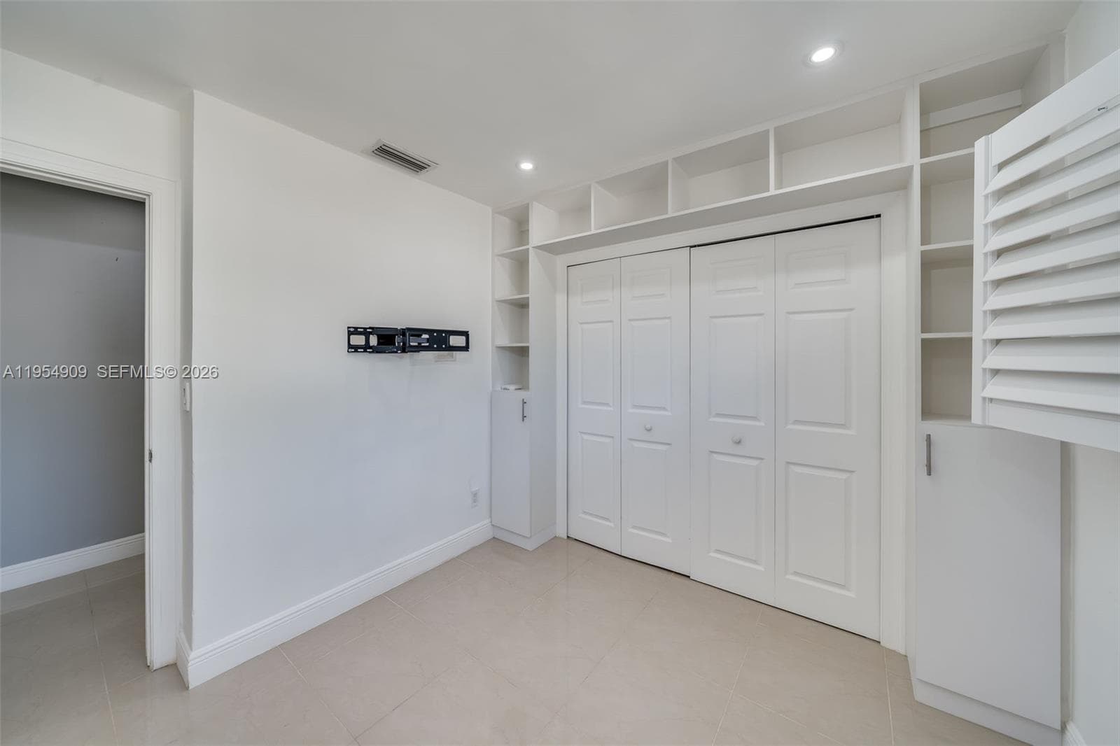 11800 SW 35th St, Miami FL 33175 — 34