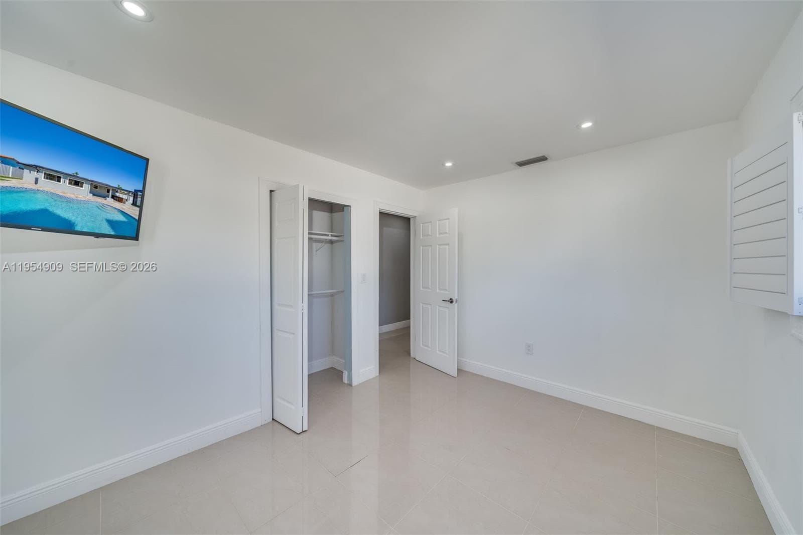 11800 SW 35th St, Miami FL 33175 — 33