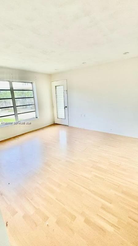1631 NE 114th St # 201, Miami FL 33181 — 4