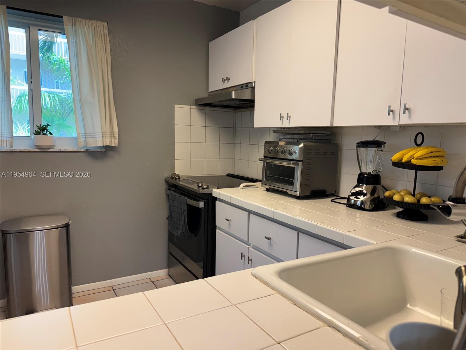 Village Of Kings Creek Co, Miami, FL — 4