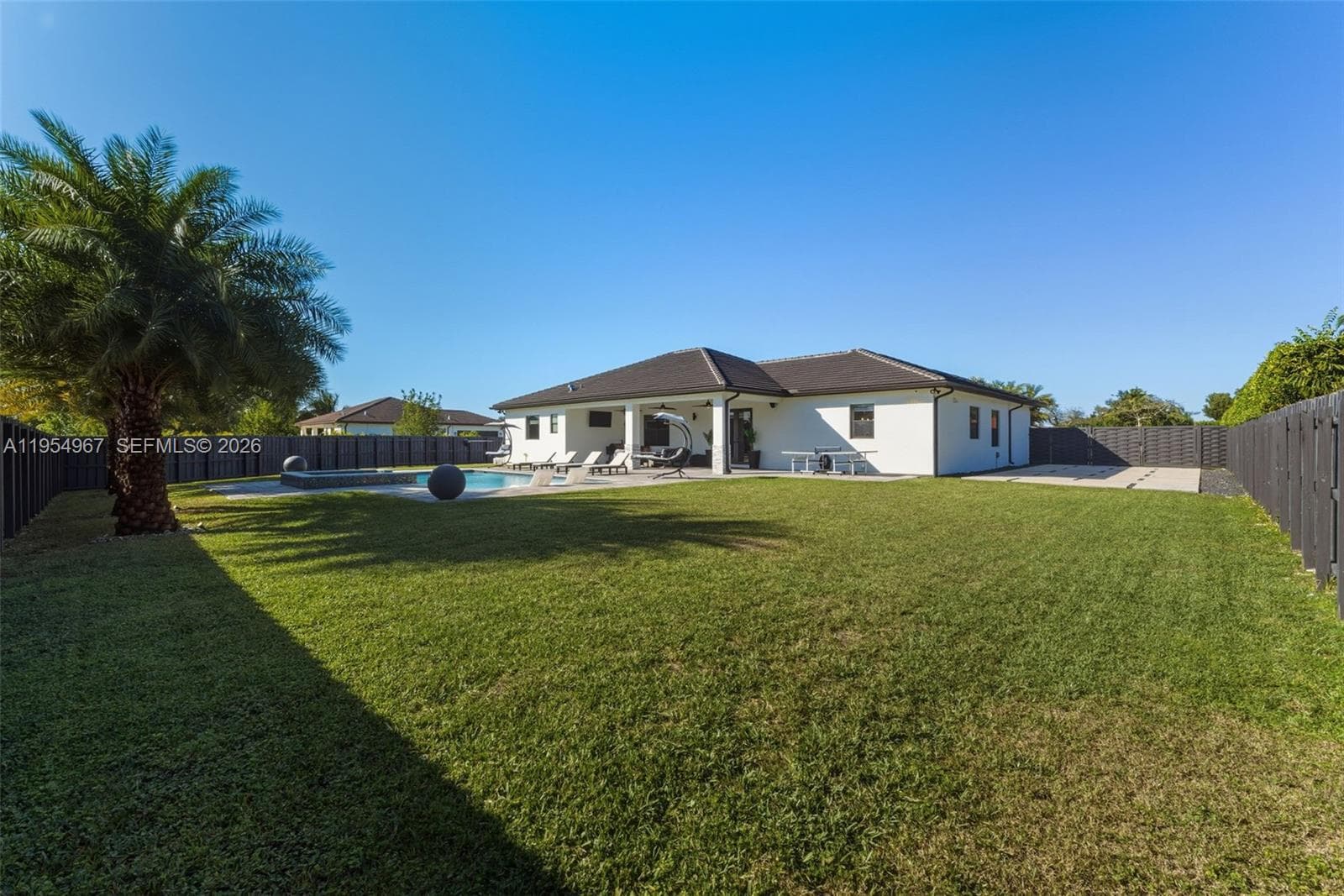 1410 NW 19th St, Homestead FL 33030 — 27